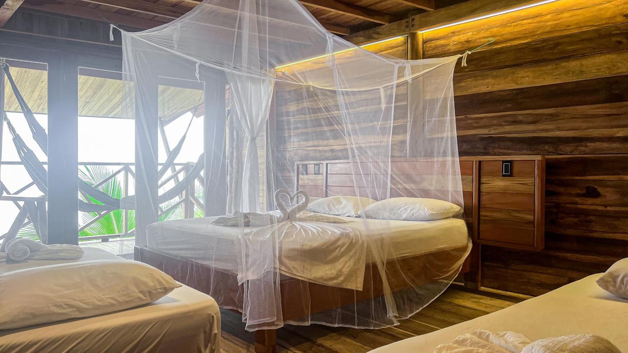 Hostal Mocambo Beach Guachaca 外观 照片